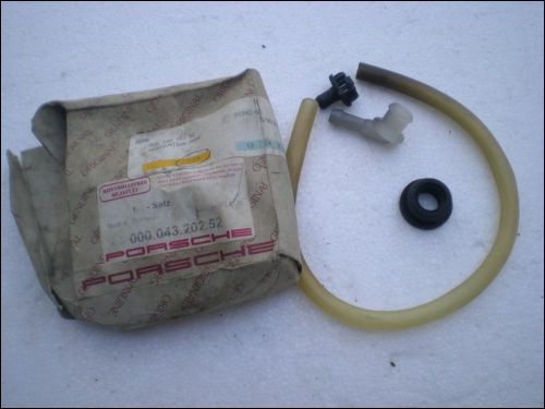 Porsche 911 distributor ventilation kit ,new,genuine  &#039;90-&#039;94