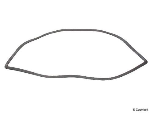 Windshield seal-uro wd express 955 33176 738 fits 58-65 mercedes 220se