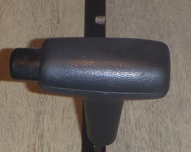 Chevrolet automatic transmission shift knob shifter handle t-handle black   019