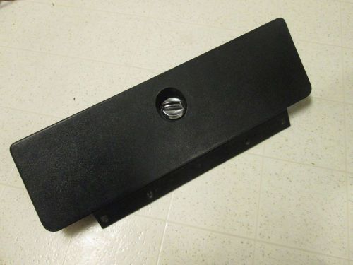 73 74 75 76 77 malibu classic, chevelle, el camino glove box cover ((black))