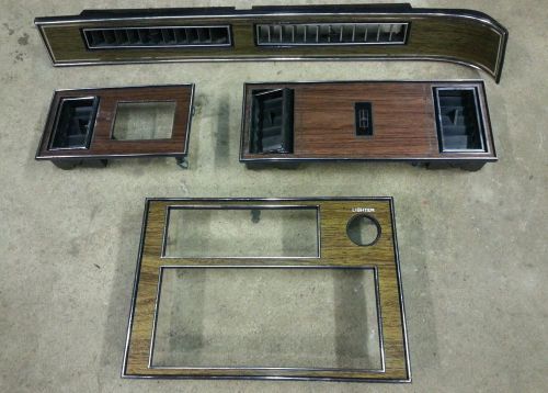 1981 - 1988 olds oldsmobile cutlass salon supreme 442 dash bezels vents radio