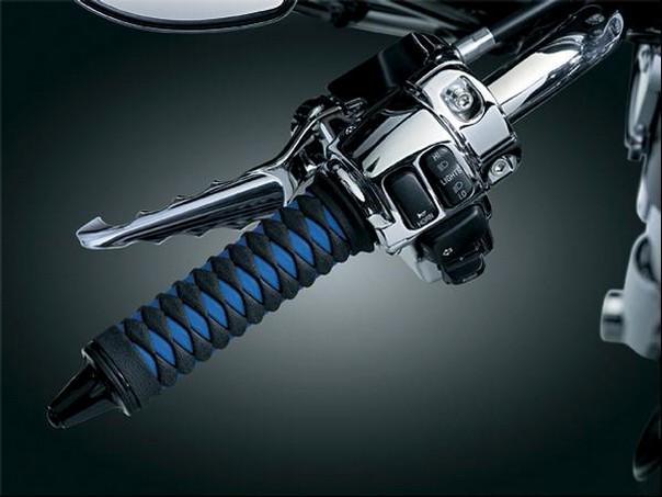 Kuryakyn braided grips for electronic throttles black blue harley flhx 2008-2012