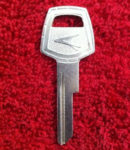 Nos plymouth key blank &#034;forward look&#034; 1(one) door/ ignition  dodge chrysler oem