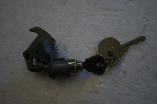1941 - 48 mercury glove box lock w/key nos