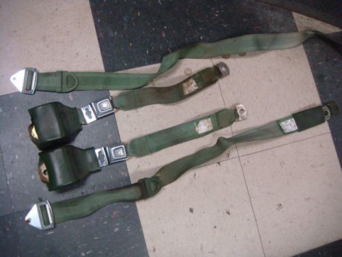 Original set 70 shelby ford mustang seat belts retractable seatbelts ivy  green