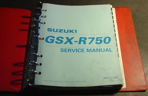 2000 suzuki gsx-r750 service manual in binder p/n 99500-37110-03e  (890)