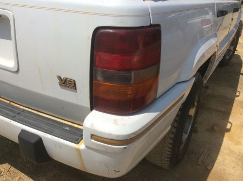 1994 jeep grand cherokee right tail light
