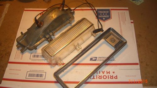 1969 front fender side marker cornering light fixture assembly gd condition *