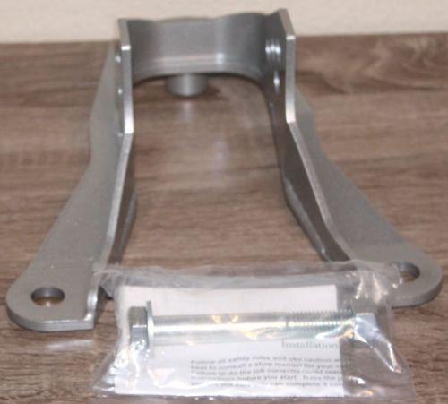 Mustang upper chassis mount for 3rd link (11-14)