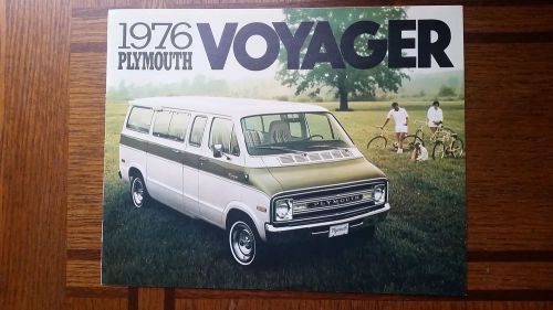 1976 plymouth voyager brochure/catalog nm
