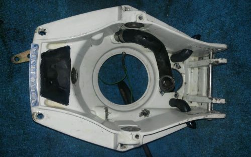 Volvo penta v6 v8 270 275 280 285 transom shield 867900