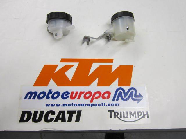 T95 triumph speed triple oem new takeoff front and rear brake reservoirs
