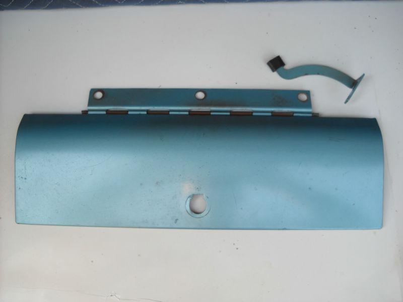 Pontiac tempest / lemans 1963 glove box  door lid dash 