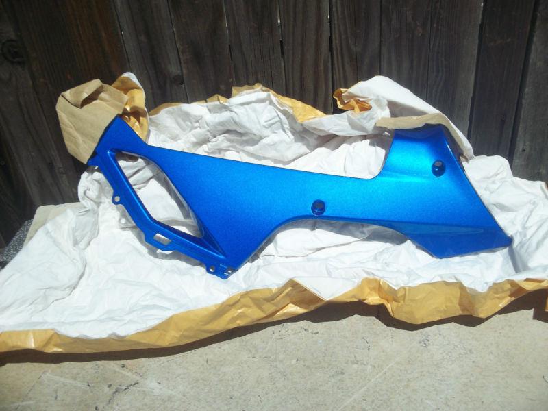 2008 kawasaki zx 600 zx600 zx6 zx-6r right hand lower cowl fairing 55028-0130 zx