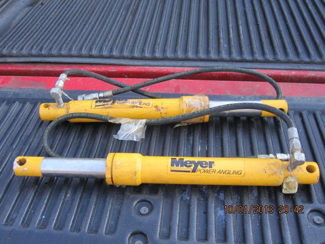 Meyer snow plow 2 power angle cyl. with lines new