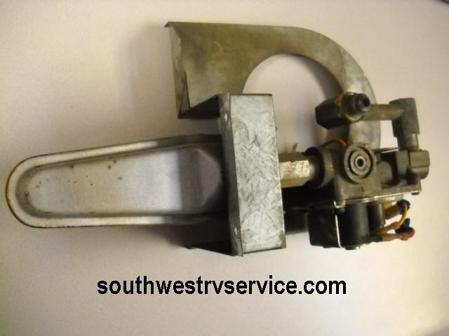 Hydroflame / atwood gas valve & main burner assy w/ bracket & orifice 
