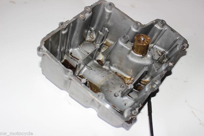 Yamaha r6 yzf 600 oil pan cover engine motor 1999 2000 99 00 cw
