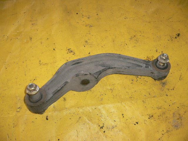 2003 subaru legacy outback rear  lower control arms leftand right 