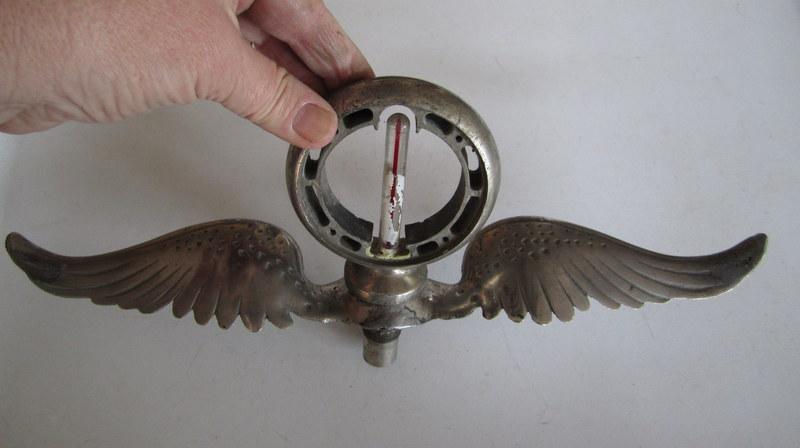 1915-1929 winged radiator cap motor meter ornament mascot