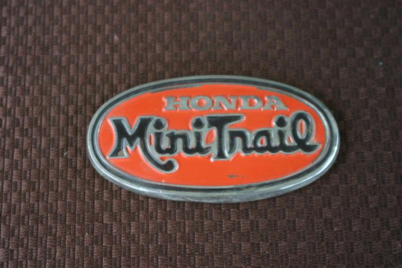 "vintage" gas tank emblem for your 1970/71 honda z50 mini-trail....(#1)