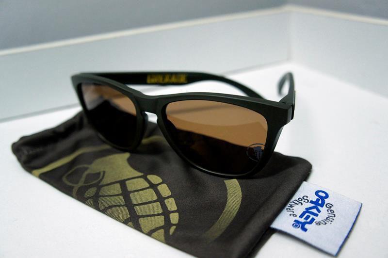Hot matte olive green frame tinted brown polarized lens rare limited edition