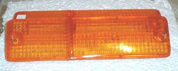 1980 - 1986 720 nissan pick up turn signals lenses amber pair 71n-a