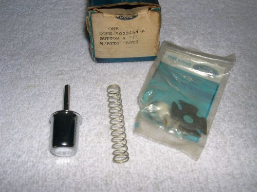 Nos 1970 89 ford c-l-w600/900 truck door handle button &amp; pin kit d0hz-8022454-a
