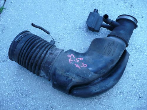 97-98-99 ford truck 4.6 engine air flow tube used