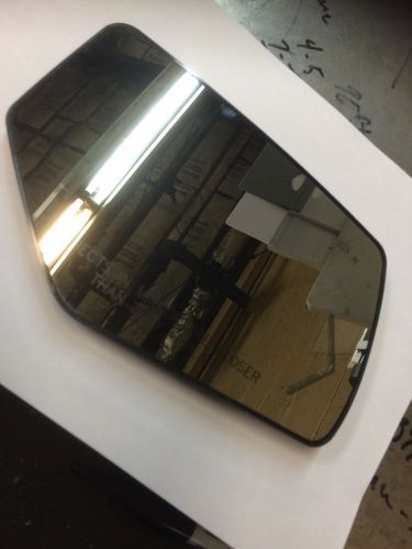 2014,15,16 chevrolet tahoe suburban gmc yukon xl right mirror glass