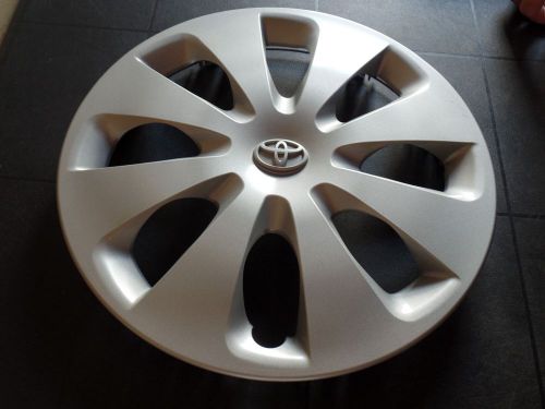 Toyota prius hubcap wheel cover great replacement 2012-2014 retail $79 ea a70
