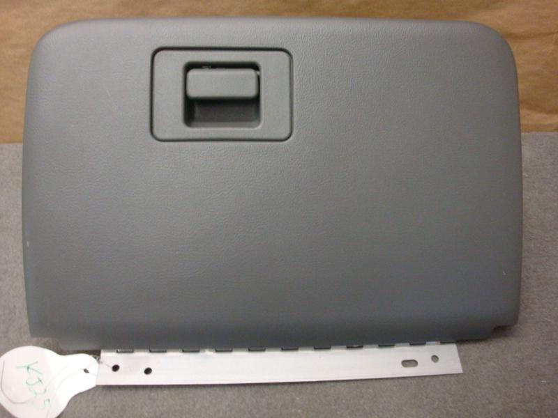 2010 ford ranger glove box lid gray
