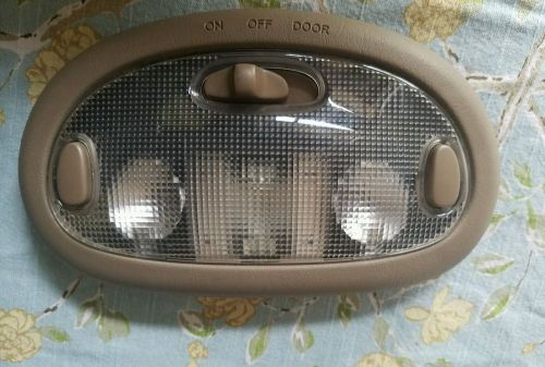 04-06 toyota tundra sequoia light tan/grey overhead roof light lamp console oem