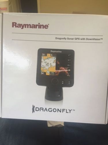Raymarine dragonfly 6 - 5.7&#034; sonar gps with built-in downvision