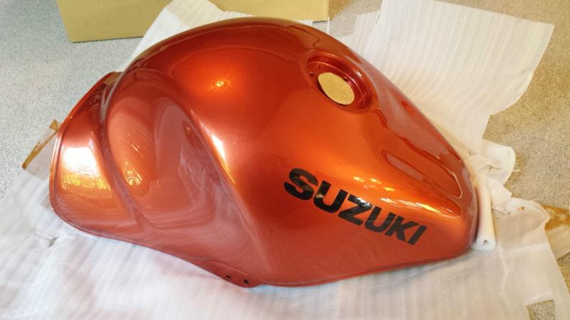 Suzuki hayabusa oem limited edition orange fuel tank - new old stock     