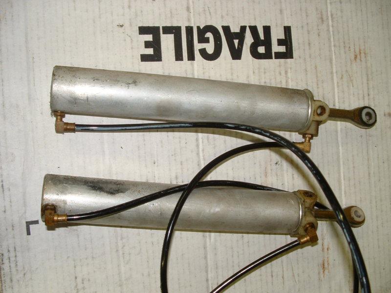 1996-2000 chrysler sebring convertible top hydraulic cylinders