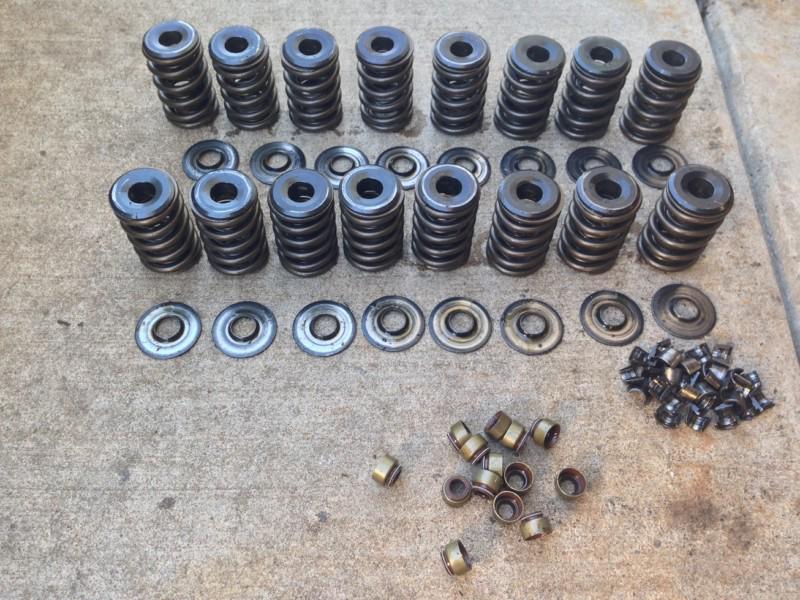 Afr cylinder heads valve spring set w/ locks retainers & locators & seals 1.55"