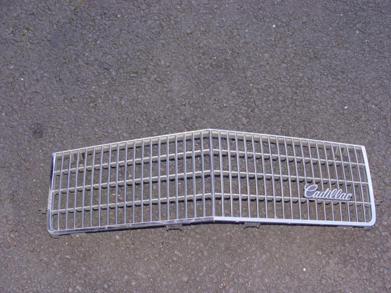 1991 cadillac seville grille / grill, used in nice shape