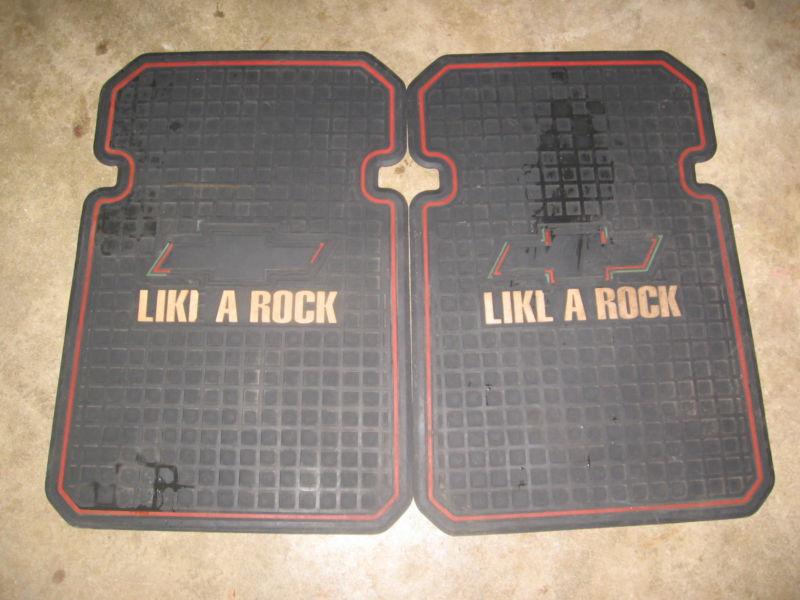 Set of 2 chevy rubber floor mats black with chevy like a rock logo