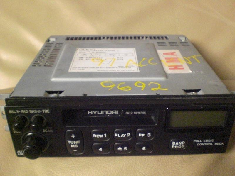 97 98 99 00 hyundai elantra radio cassette oem