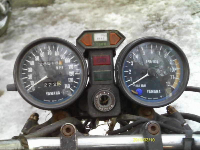 Yamaha xs750  set of gauges includes indicator lights  no ignition switch