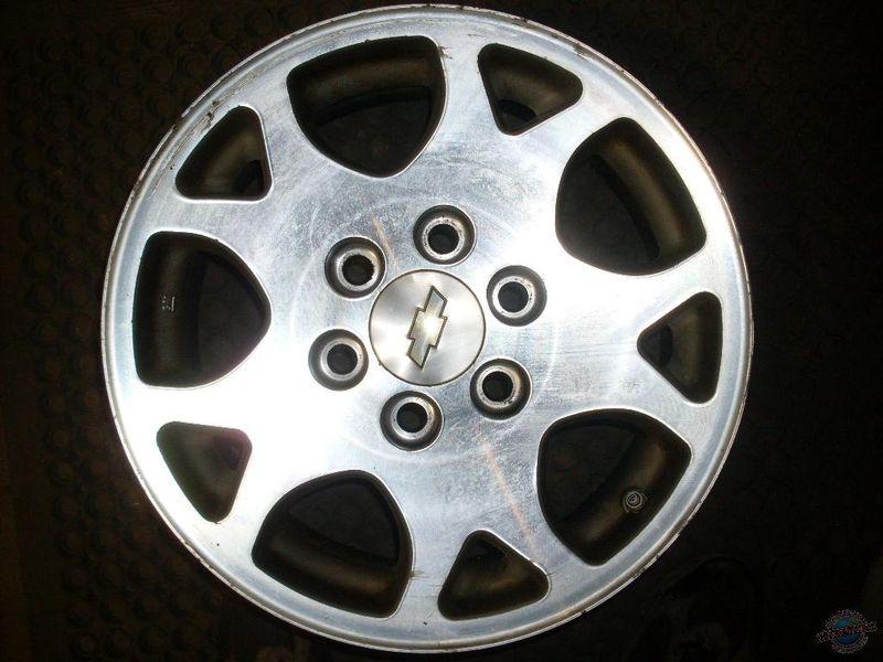(1) wheel tahoe 1150362 01 02 03 04 05 06 alloy 85 percent w-tpms no cntr cap