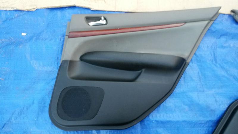 07 08 09 10 11 12 g35 g37 g 35 37 right rear door panel black and tan with wood