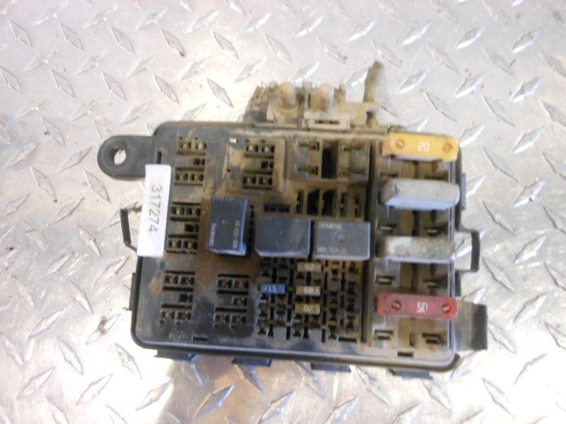 99 mack cl small fuse block fuse panel #317274 no reserve!