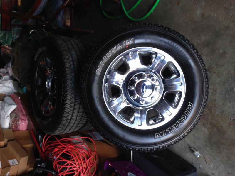 2013 f250/f350 srw 20" alloy wheels and michelin tires oem fx4 lariat