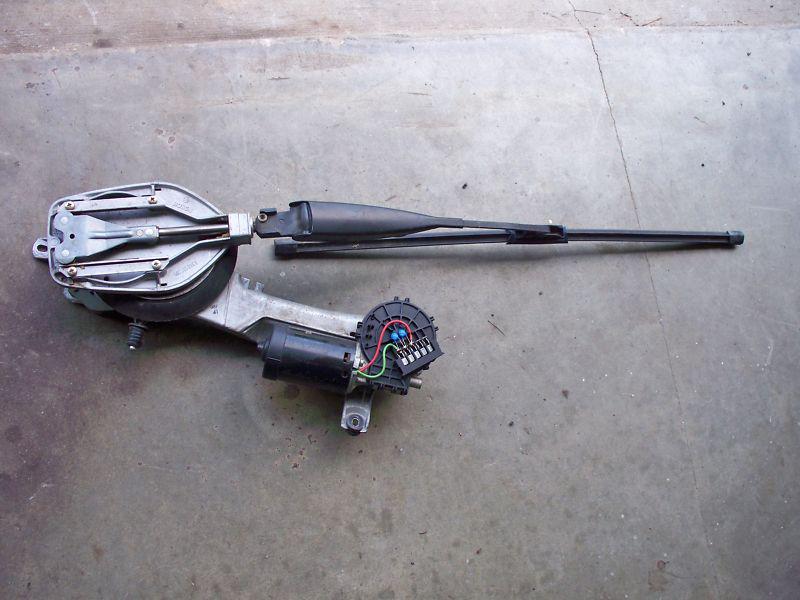 2001,2002 mercedes benz e320 e430 windshield wiper motor with trans and arm