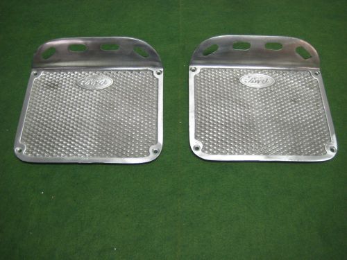 Pair of ford model t 1909-1927 script aftermarket running board step plates