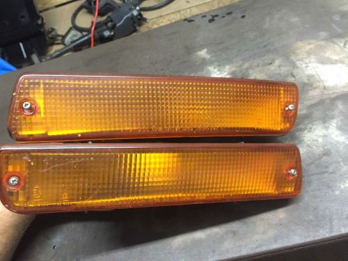 Pair front turn signals 91-97 toyota land cruiser lx450 a