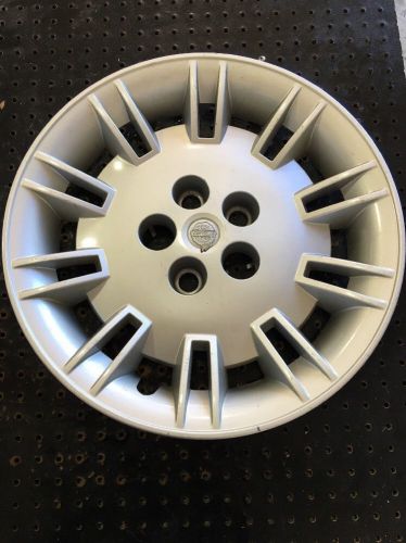 17&#034; chrysler 300 silver wheel rim hubcap bolt on 0u019trmaa used