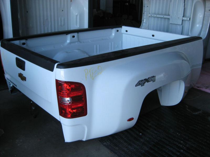 Chevrolet silverado drw dually truck bed 8' 3500hd hd new take off white