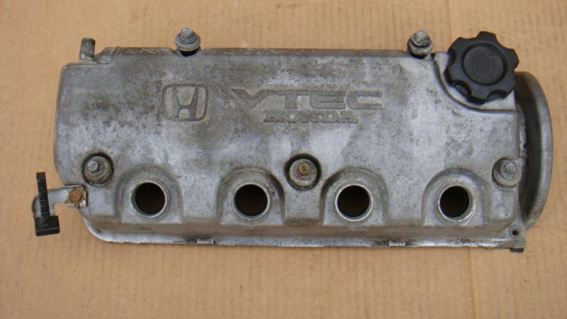 92-95 honda civic 1.6 d16z6 p08 vtec engine motor head valve cover 93 94 del sol